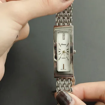 Женские кварцевые часы класса люкс с длинным прямоугольным квадратом, классический циферблат с римскими цифрами, винтажные часы с бриллиантами, женские новые наручные часы