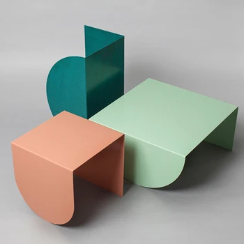 Креативный геометрический столик в скандинавском стиле, маленький журнальный столик, мини-светильник, роскошная индивидуальность, сочетание цветов особой формы. Изображение 2