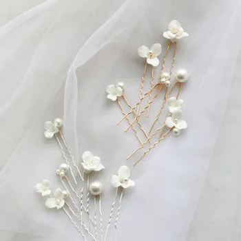 Новый изысканный керамический цветок, Простой Модный комплект женских сережек-заколок с жемчугом, Свадебные головные уборы, Женские украшения на шпильках для волос