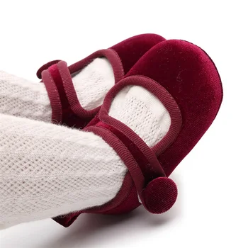 Обувь Mary Jane для маленьких девочек 0-18 м, однотонные бархатные туфли принцессы на плоской подошве, повседневная обувь для прогулок, подходящая для новорожденных малышей, обувь Изображение 2