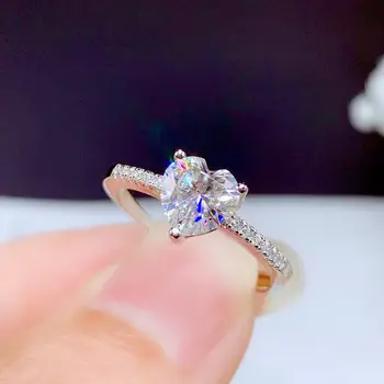 Прямая трансляция интернет-знаменитостей в форме сердца, имитирующее импортированное кольцо с бриллиантом из муассанита цвета D, женское кольцо с бриллиантом из высокоуглеродистого материала Изображение 2