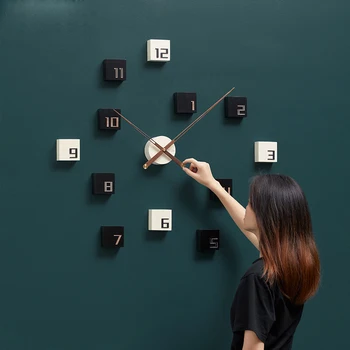 Роскошные кварцевые настенные часы Nordic Light, цифровое креативное подвесное украшение для прихожей, современные минималистичные украшения Изображение 2