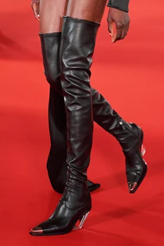Черные сапоги выше колена; Женская обувь в стиле пэчворк с металлическим носком; Zapatos Mujer на толстом каблуке; однотонные женские ботинки; Изображение 2